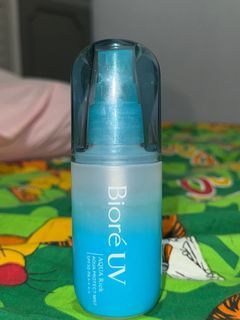 Bioré UV sunscreen spray