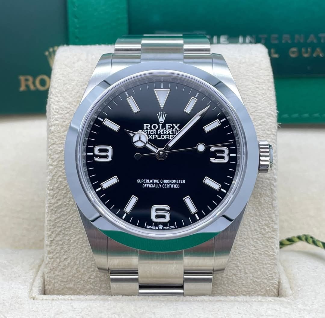 Brand new Rolex Explorer 1 40mm (Category: Luxury Watches) located in Mandaluyong City. Submitted by 88nac (Listing ID 1365403560, Image 1). Description: New new new 🚨🚨 545k Rolex Explorer 1 March 2025 40mm 224270 10/10 Brand new Full set Foreign AD PM for inquiries.