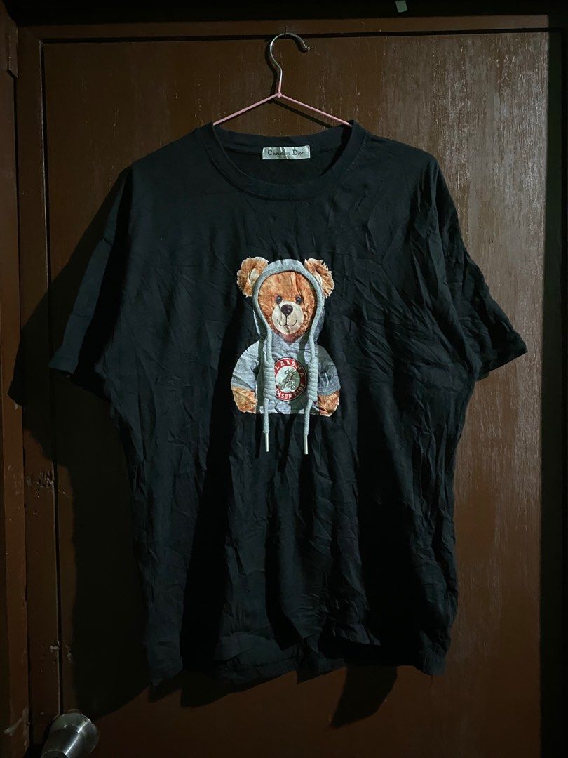 Christian Dior Tee (Category: Tshirts & Polo Shirts ) located in Davao. Submitted by john661 (Listing ID 1365443859, Image 2). Description: 21x29 Excellent condition 9.9 color rate Mode of payment(GCASH).