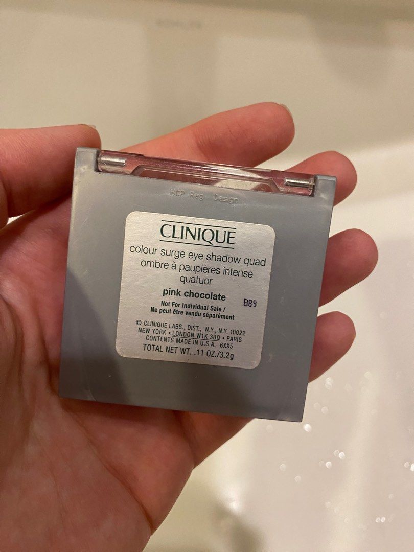 Clinique mini eyeshadow palatte (Category: Makeup) located in San Juan City. Submitted by closet.clean.up96 (Listing ID 1365406758, Image 2). Description: Past manuf.