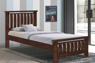 (Category: ) located in . Submitted by teamberfurnituresg (Listing ID 1365314655, Image 1). Description: .