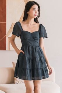 (Category: ) located in . Submitted by shoppessss (Listing ID 1365314060, Image 1). Description: .