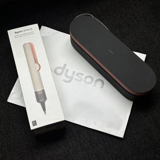 Dyson Airstrait Sakura Pink