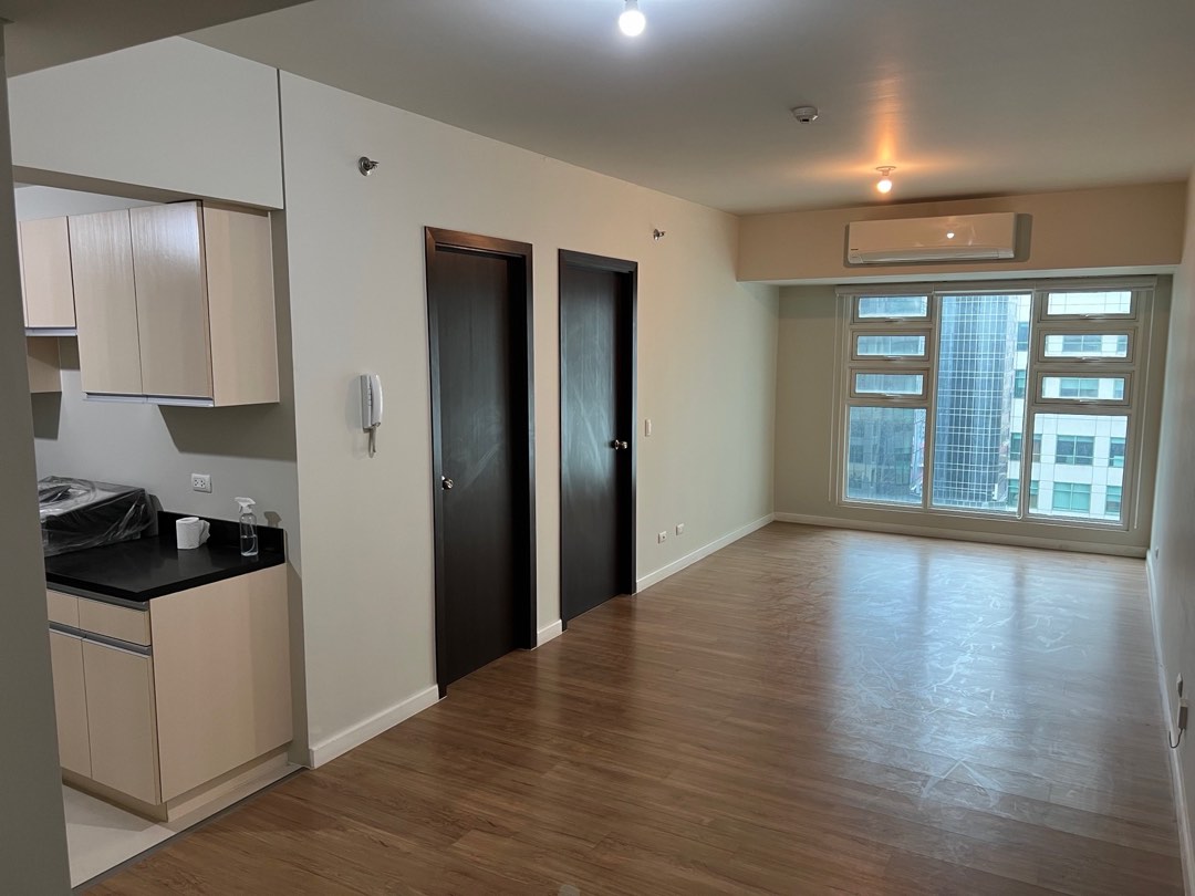 (Category: ) located in . Submitted by narcisorealty (Listing ID 1365337201, Image 1). Description: .