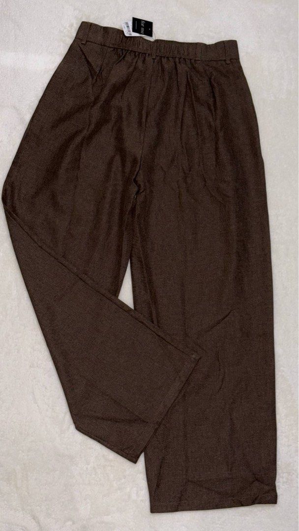 ForMe Pants (Category: Other Bottoms) located in Taguig. Submitted by thriftieth (Listing ID 1365400448, Image 2). Description: ✨ Brand New ✨ Orig Price: ₱1,398.00 .