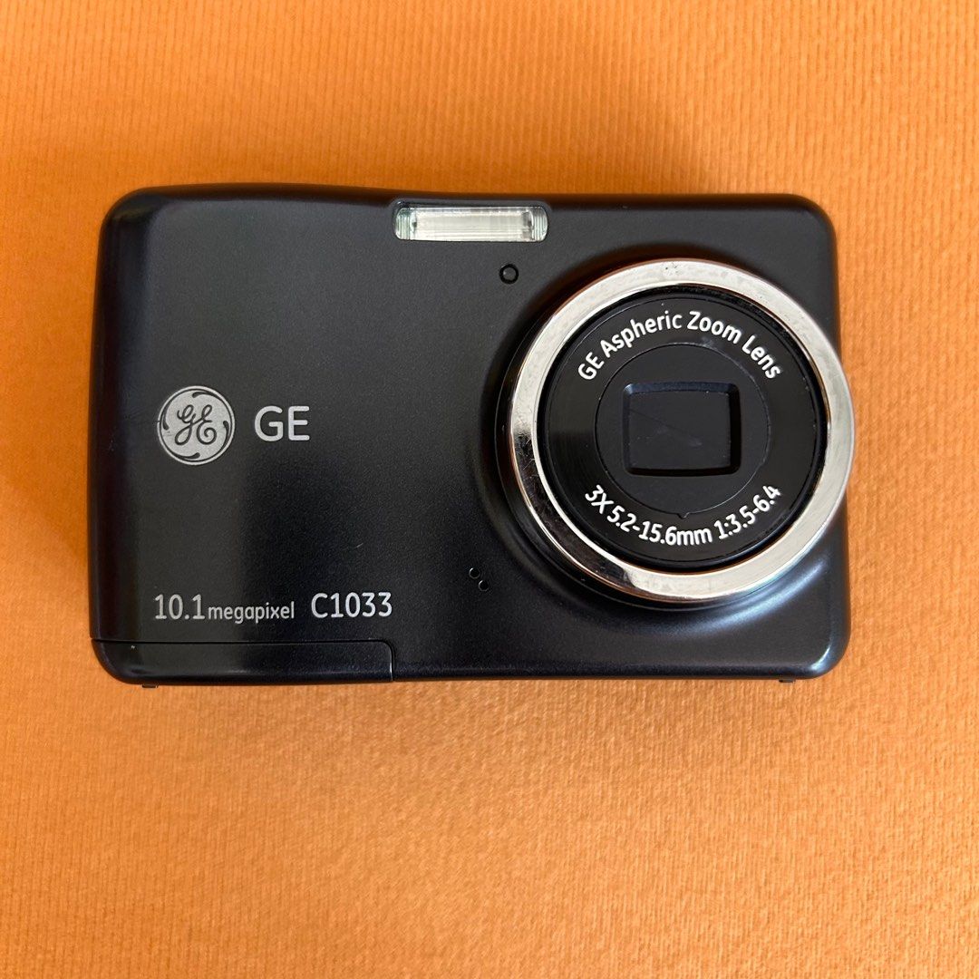 GE C1033 digital camera digicam (Category: Cameras) located in Las Pinas. Submitted by pl4y_it_4g4in (Listing ID 1365324088, Image 2). Description: Used No issue Flash ok Zoom ok Video mode ok All shooting mode ok Buttons ok With sd card only Uses 2x AA battery (not included).