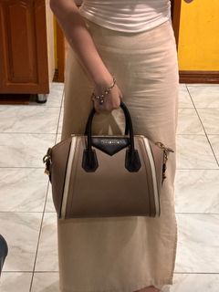 (Category: ) located in . Submitted by cherrysusie (Listing ID 1365428187, Image 1). Description: .