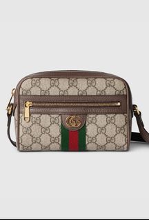 (Category: ) located in . Submitted by Bnew_Preloved (Listing ID 1365456775, Image 1). Description: .