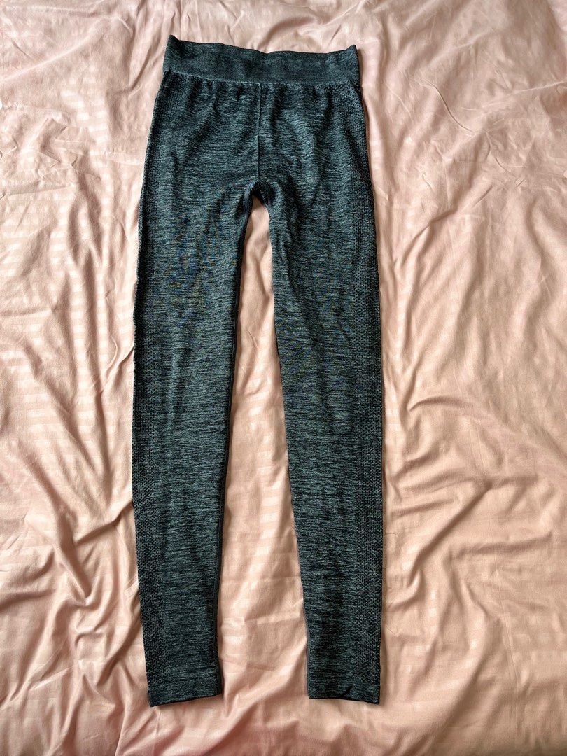 H&M leggings for workout (Category: Activewear) located in Makati City. Submitted by isso2 (Listing ID 1365328114, Image 1). Description: .