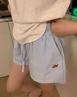 (Category: ) located in . Submitted by hanayoo__ (Listing ID 1365319782, Image 1). Description: .