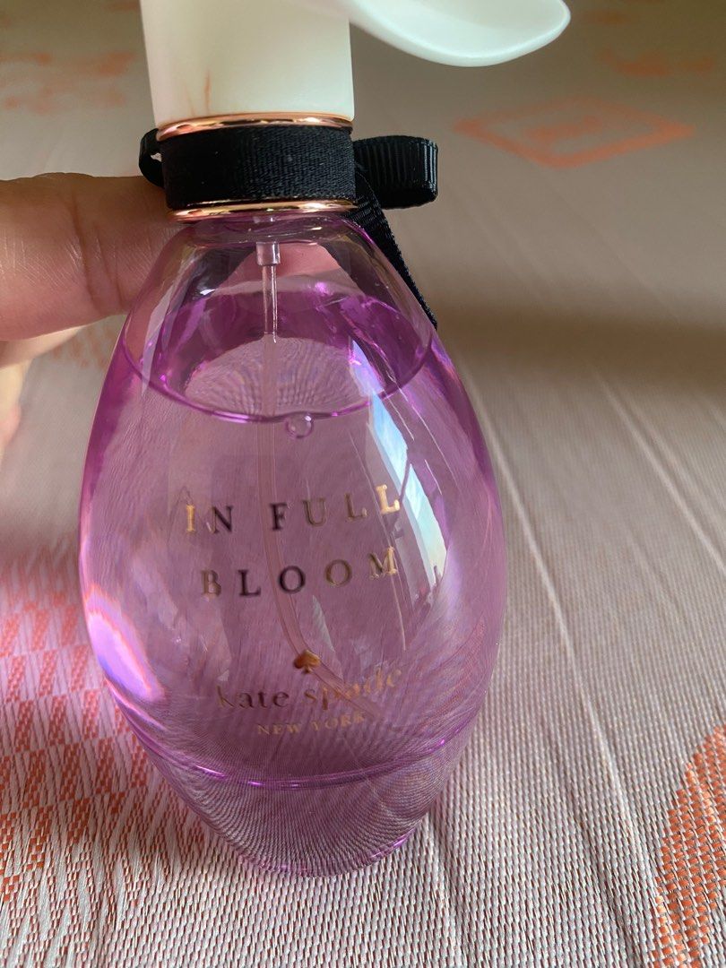 Kate spade 50ml perfume (Category: Fragrance & Deodorants) located in San Juan City. Submitted by mcl_stuff888 (Listing ID 1365377683, Image 2). Description: Sprayed once .