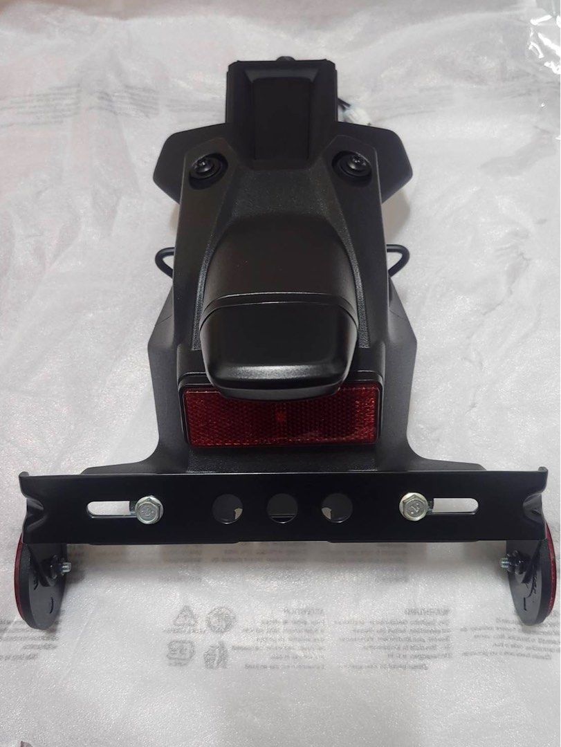 原廠拆下品】Kawasaki ZX-4R / ZX-4RR 原廠大牌架｜含方向燈座