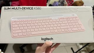 Logitech K580 Slim Multi-Device Keyboard (Pink)