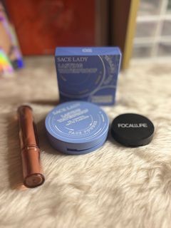MAKEUP SET