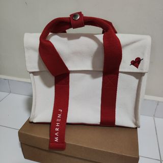 (Category: ) located in . Submitted by avabao (Listing ID 1365334152, Image 1). Description: .