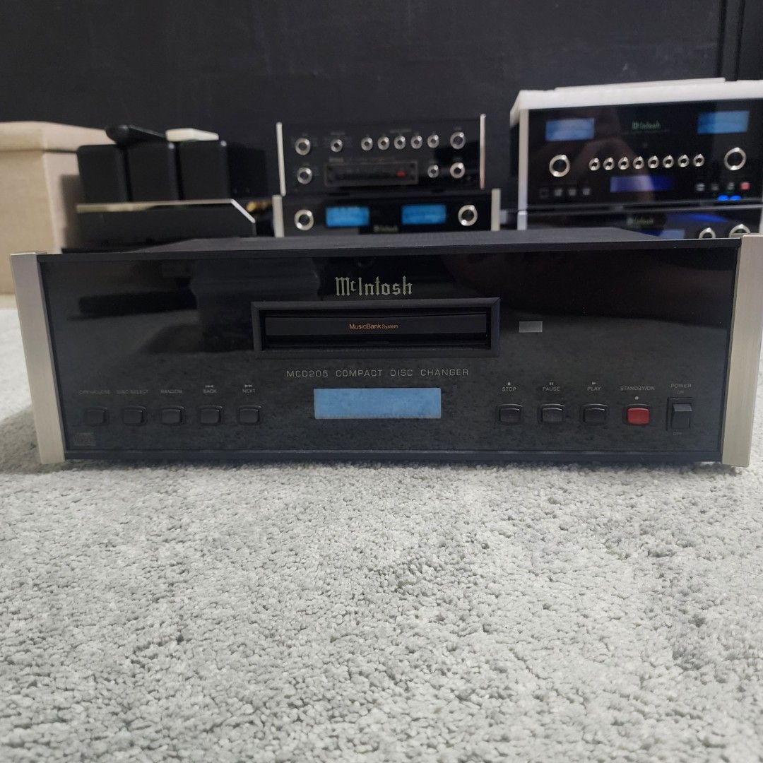 Mcintosh mcd 205 music bank cd player. (Category: Soundbars, Speakers & Amplifiers) located in Singapore. Submitted by ourpuggy (Listing ID 1365320375, Image 1). Description: item in good condition, all new leds, cone with original remote controller, local unit. be pampered by this lovely mechanism. Performance Features: • Advanced Transport The new MusicBank Mechanism with direct loading, provides safe and gentle disc handling for up to five dis