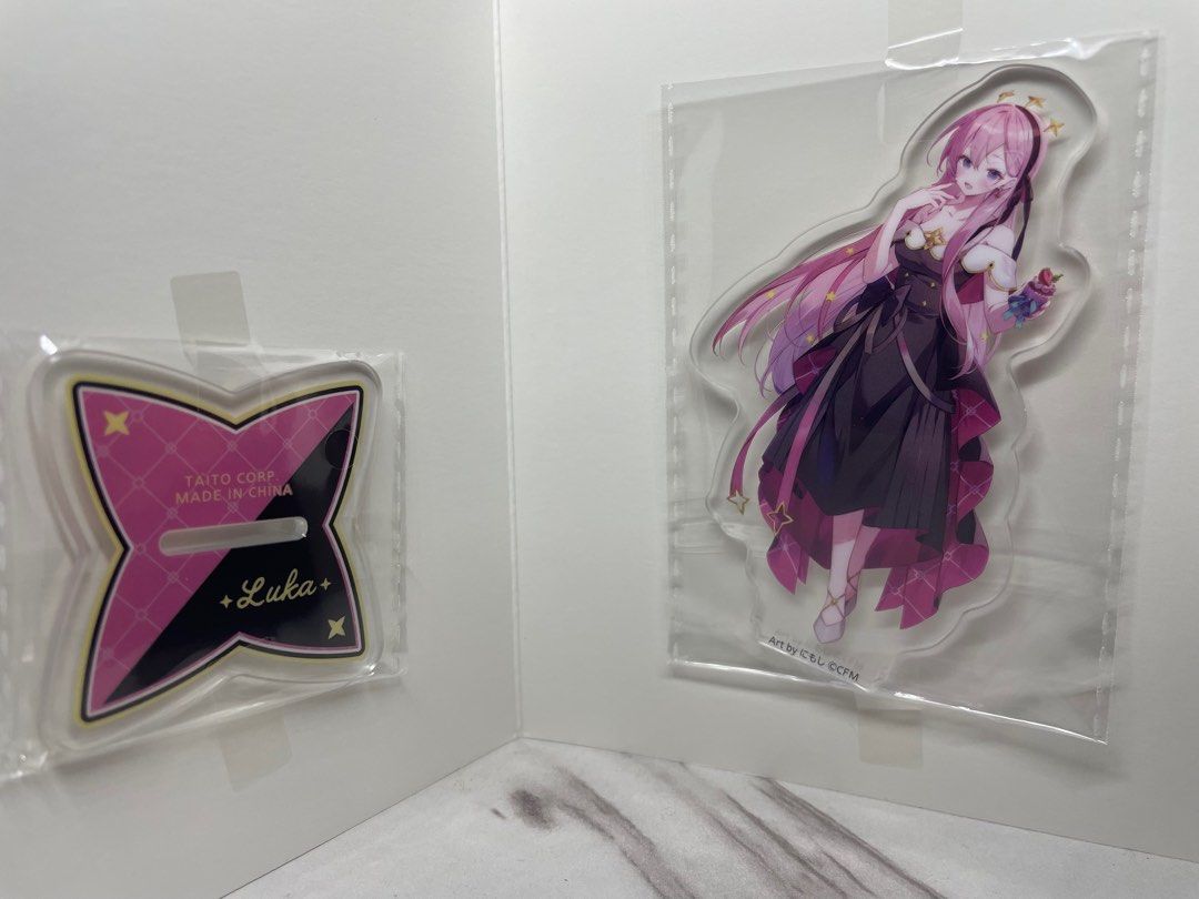 Megurine Luka Acrylic Figure (Category: Figurines & Statues) located in Makati City. Submitted by mooncherrielife (Listing ID 1365423561, Image 1). Description: .