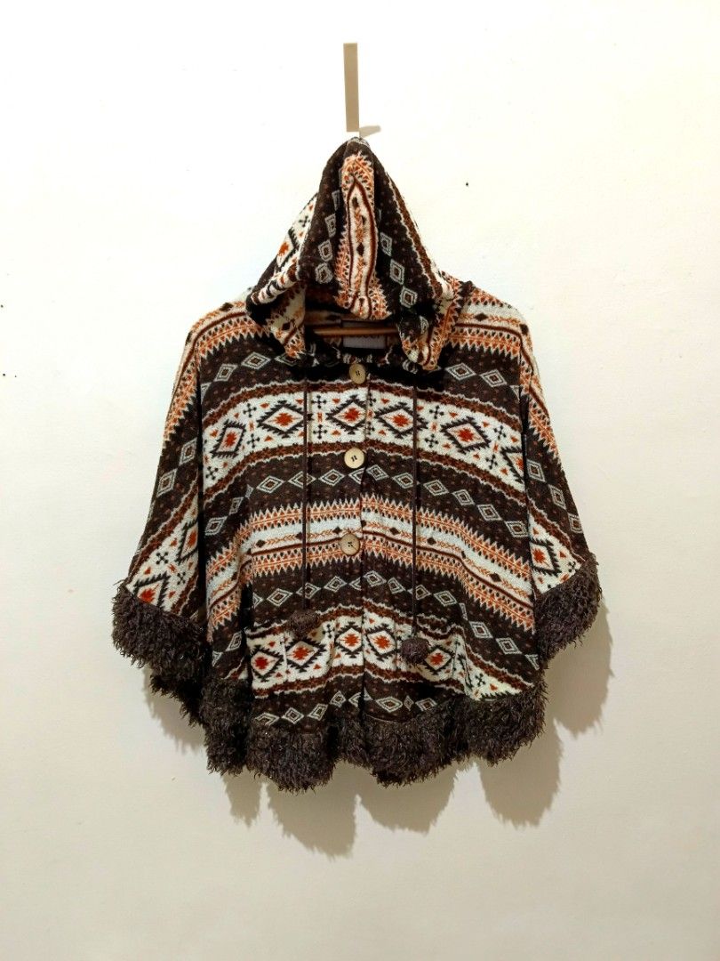 M-L / GUCCI PONCHO JACKET (Category: Coats, Jackets and Outerwear) located in Mandaluyong City. Submitted by uniqueitems77 (Listing ID 1365472078, Image 1). Description: 🔥READ BEFORE INQUIRING🔥 ⚠️NO DEPOSIT, NO MINE POLICY ⚠️FIRST PAY,FIRST SERVE BASIS ⚠️ ITEM RESERVATION 50 PESOS DEPOSIT ⚠️U.S ,JAPAN,AND EUROPEAN SURPLUS ITEMS ✅CONDITION ( as SURPLUS) : 10/10 ✅COLOR: BROWN ✅COLOR RATE: 10/10 ✅ISSUES: NONE ✅NEEDS WASH ☎️ 09926612644 or PM ME IF