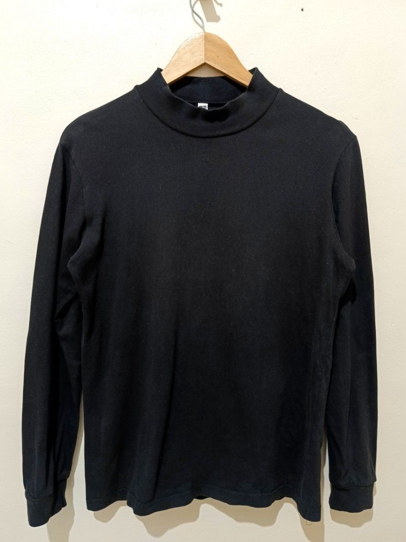 M-L / UNIQLO TURTLE NECK LONGSLEEVES (Category: Coats, Jackets and Outerwear) located in Mandaluyong City. Submitted by uniqueitems77 (Listing ID 1365323826, Image 2). Description: 🔥READ BEFORE INQUIRING🔥 ⚠️NO DEPOSIT, NO MINE POLICY ⚠️FIRST PAY,FIRST SERVE BASIS ⚠️ ITEM RESERVATION 50 PESOS DEPOSIT ⚠️U.S ,JAPAN,AND EUROPEAN SURPLUS ITEMS ✅CONDITION ( as SURPLUS) : 10/10 ✅COLOR: BLACK ✅COLOR RATE: 10/10 ✅ISSUES: NONE ✅NEEDS WASH ☎️ 09926612644 