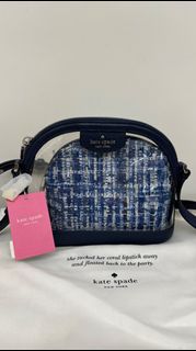 （分類：）位於 。 由 sallsallyyy 提交（商品編號 1365379768，圖片 1）。簡介： 。