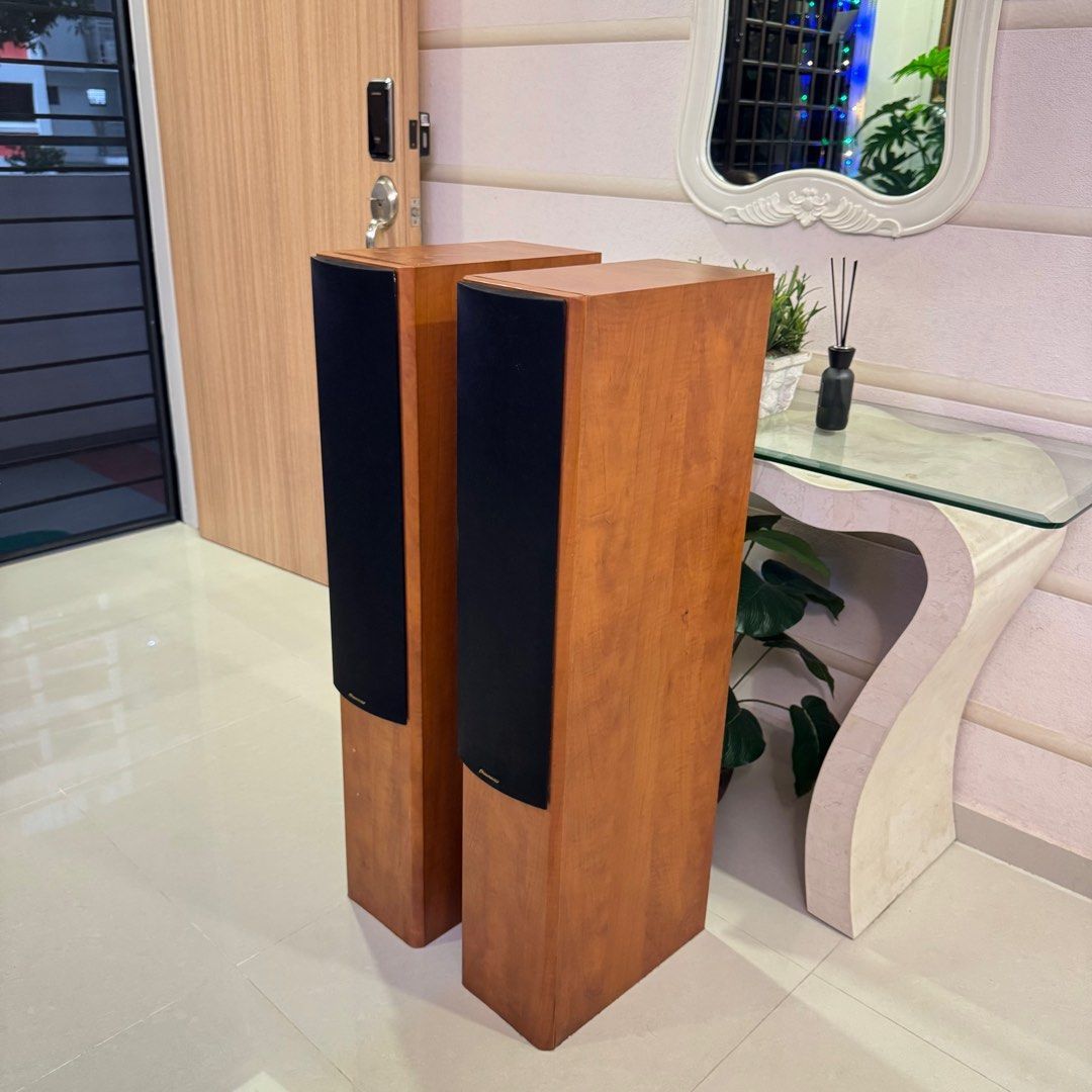 Pioneer S-H510V Floorstanding Speakers + Class-D Stereo Amplifier with Bluetooth, FM Radio, Aux-In -- Retro Budget Hi-Fi Home Theatre System (Category: Soundbars, Speakers & Amplifiers) located in Singapore. Submitted by cancerhands (Listing ID 1365455888, Image 2). Description: Comes with a simple stereo class-D amplifier with FM radio, aux-in and Bluetooth, and an aux-in cable terminating with a stereo 3.5mm TRS jack. Feet not included. Minor w