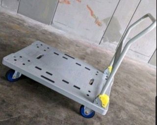(Category: ) located in . Submitted by furnituresalestore (Listing ID 1365440024, Image 1). Description: .