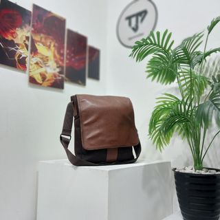 (Kategori: ) berada di . Dikirim oleh tas_mantan2nd_batam (ID iklan 1365472072, Gambar 1). Deskripsi: .