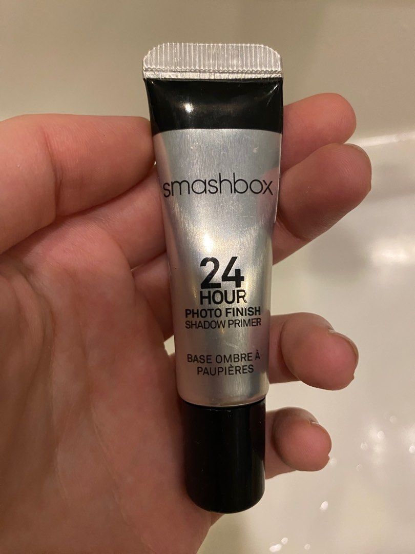 Smashbox 24 hour photo finish shadow primer (Category: Makeup) located in San Juan City. Submitted by closet.clean.up96 (Listing ID 1365451532, Image 1). Description: .