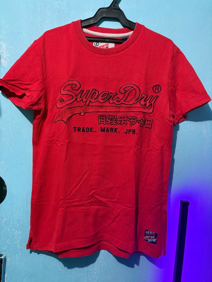 Superdry T-Shirt Size S (Category: Tshirts & Polo Shirts ) located in Taguig. Submitted by doki81 (Listing ID 1365357114, Image 1). Description: .