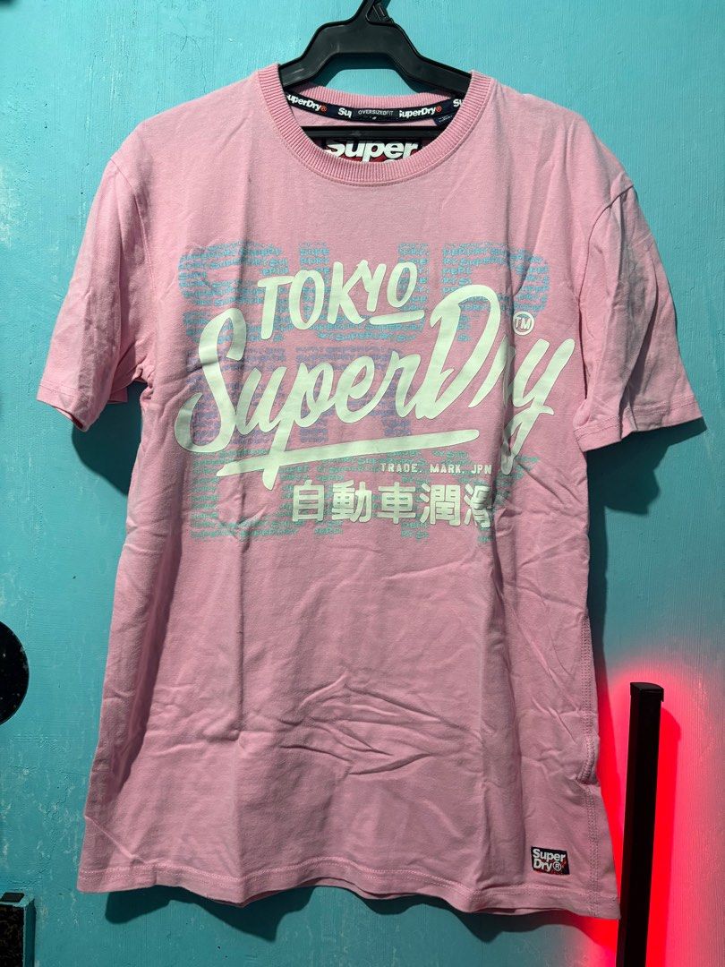 Superdry T-Shirt Size S (Category: Tshirts & Polo Shirts ) located in Taguig. Submitted by doki81 (Listing ID 1365363055, Image 1). Description: .