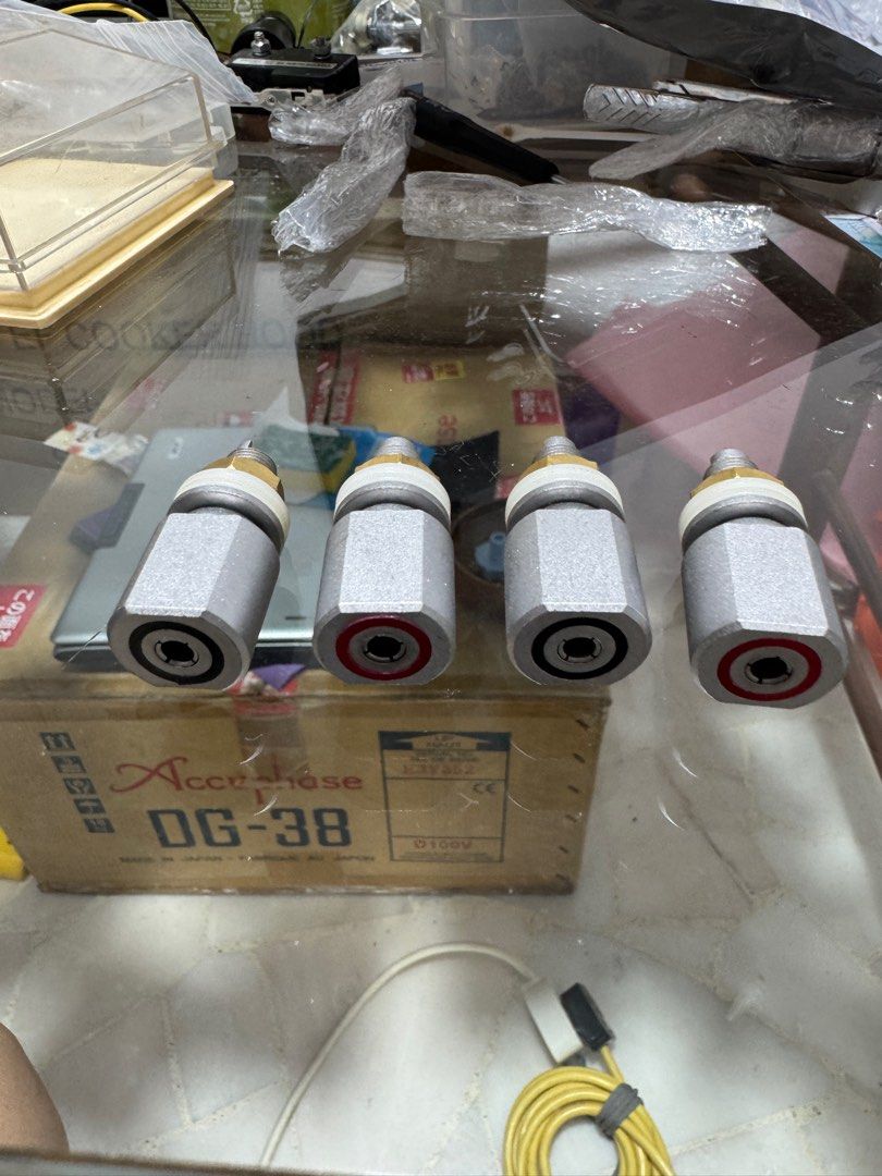 Triangle speaker binding posts with locks (Category: Other Audio Equipment) located in Singapore. Submitted by franlu (Listing ID 1365341443, Image 1). Description: High quality binding post with locks to lock the banana plugs. $50 per set of 4 pieces..