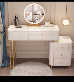 (Category: ) located in . Submitted by sbowtique (Listing ID 1365320448, Image 1). Description: .