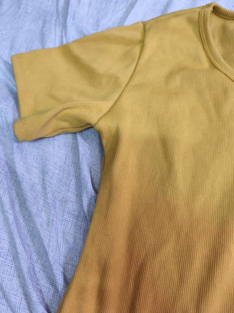 VNECK DRESS MUSTARD (Category: Dresses) located in Taguig. Submitted by declutterbydebbie (Listing ID 1365379870, Image 3). Description: Medium to large only.