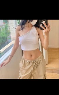 (Category: ) located in . Submitted by heypeepsitsme (Listing ID 1365311362, Image 1). Description: .