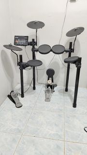 Yamaha DTX452K 5-piece Electronic Drum kit drumset