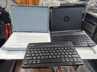 3 iPad keyboards for 10 inch tablets63006271376257110