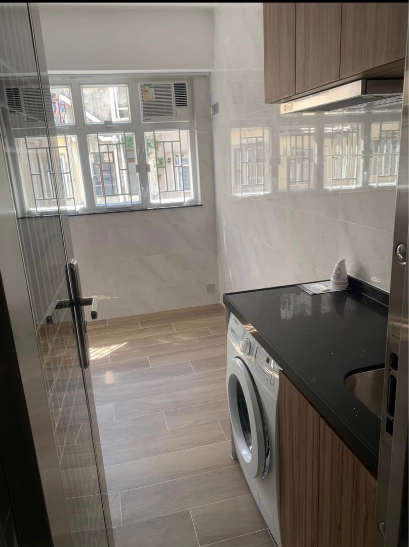 1st floor, 78 Ma On Road, Sheung Shui, brand new beautifully furnished large suite 🏡 direct landlord (no commission), clean and simple environment 👍🏻 (no estate agents please). Available for occupancy in June.63437993514242111