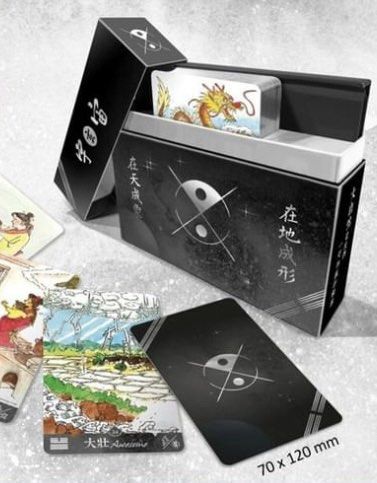 ☯️易經塔羅牌 説明書 玄宇宙 （分類：宗教書藉）位於 Hong Kong。 由 mirror.secret.tarot 提交（商品編號 1365586193，圖片 3）。簡介： 可先查詢貨存 議價不回 易經塔羅說明書 $18 易經塔羅迷你版 $178 易經塔羅標準版 $188 易經塔羅燙金$248 燙銀$288。