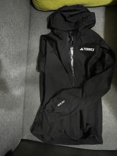 （分類：）位於 。 由 staciey 提交（商品編號 1365571489，圖片 1）。簡介： 。