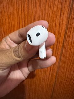 AirPods Gen 4 right buds only(ANC)