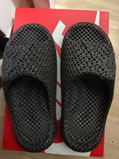 （分類：）位於 。 由 hypemode 提交（商品編號 1365594873，圖片 1）。簡介： 。