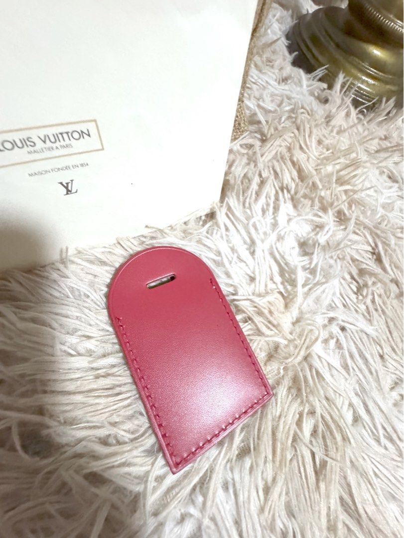 AUTHENTIC LV BAG TAG (Category: Luxury Accessories) located in Quezon City. Submitted by mjpproperty (Listing ID 1365559426, Image 3). Description: Plus sf.