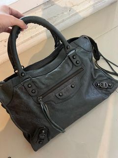 (Kategori: ) berada di . Dikirim oleh belanjadirumahyuk (ID iklan 1365622576, Gambar 1). Deskripsi: .