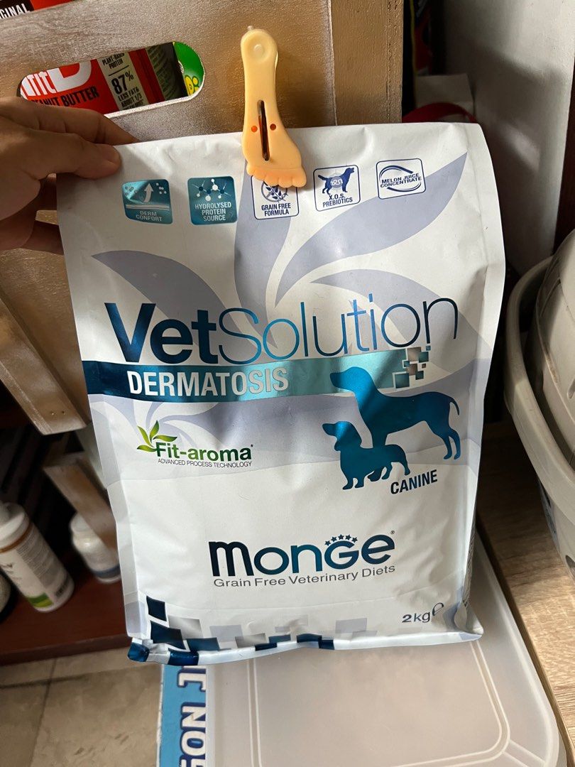 Dermatosis Dog Food (Category: Pet Food) located in Manila. Submitted by tjsells.101 (Listing ID 1365508436, Image 1). Description: Bought for less than 2k.. RFS: my dog is still allergic to this. Only got to feed him twice with this. Price is negotiable.. .