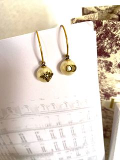 （分類：）位於 。 由 angieer 提交（商品編號 1365503597，圖片 1）。簡介： 。