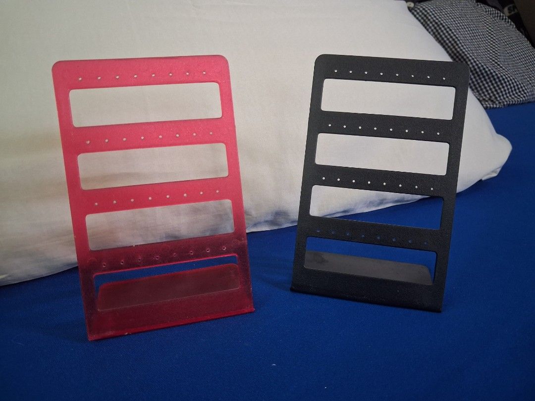 Earrings organizer (Category: Ear Care) located in Lapu-Lapu City. Submitted by imight (Listing ID 1365527336, Image 1). Description: declutter Strictly "NO RETURN, NO EXCHANGE" Policy!!! Gcash payment only J&T courier.