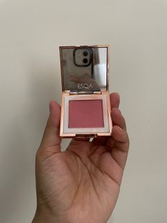 (Kategori: ) berada di . Dikirim oleh declutteringyou (ID iklan 1365511058, Gambar 1). Deskripsi: .