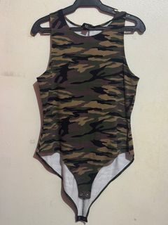 (Category: ) located in . Submitted by ideclutteranything (Listing ID 1365633479, Image 1). Description: .