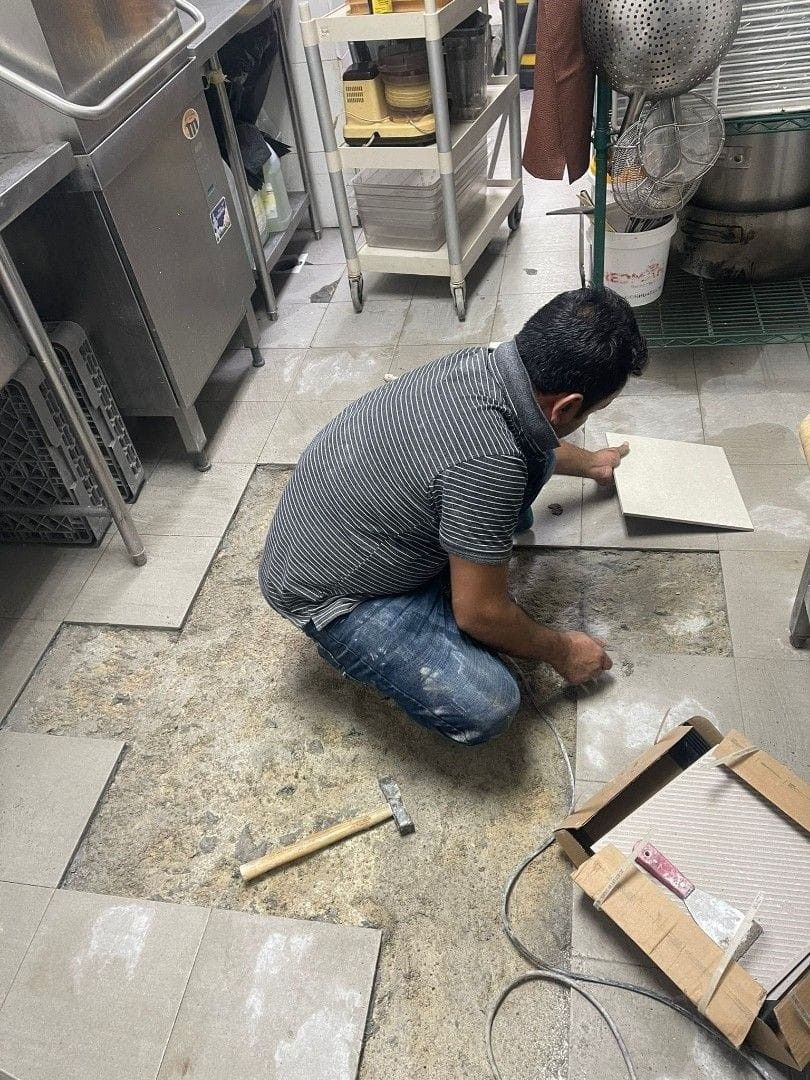 Hacking✅ Dismentle✅ Demolition✅Tiling✅ Cabinet/Partition walls hacking✅ Direct Contractor👷‍♂️ All kind of Renovations SG🇸🇬62863077852802114