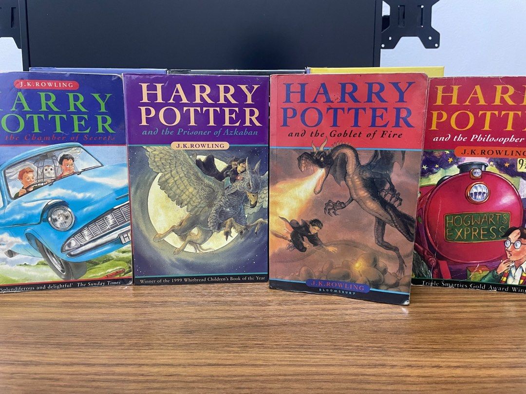 Harry Potter Complete 7-Book Set, Hobbies & Toys, Books & Magazines ...
